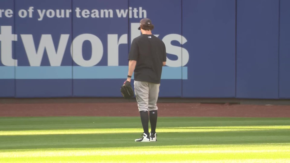 RT @snyyankees: High socked Gerrit Cole is out at Citi Field throwing in the outfield https://t.co/aQtLa7nzsl