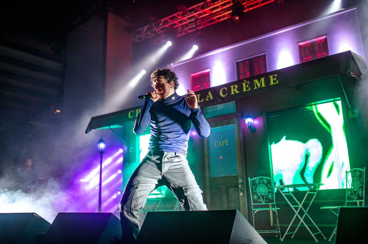 jackharlow's tweet photo. And it’s filled to the brim… https://t.co/eT7Bs0aalU