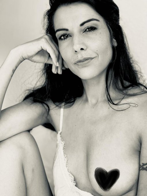 Hey, comment se passe la rentr&eacute;e pour vous ? Je vous envoie plein de douceur...😘 https://t.co/66wy58<a href="/tag/switzerland"class="tags"><span>#switzerland</span></a>