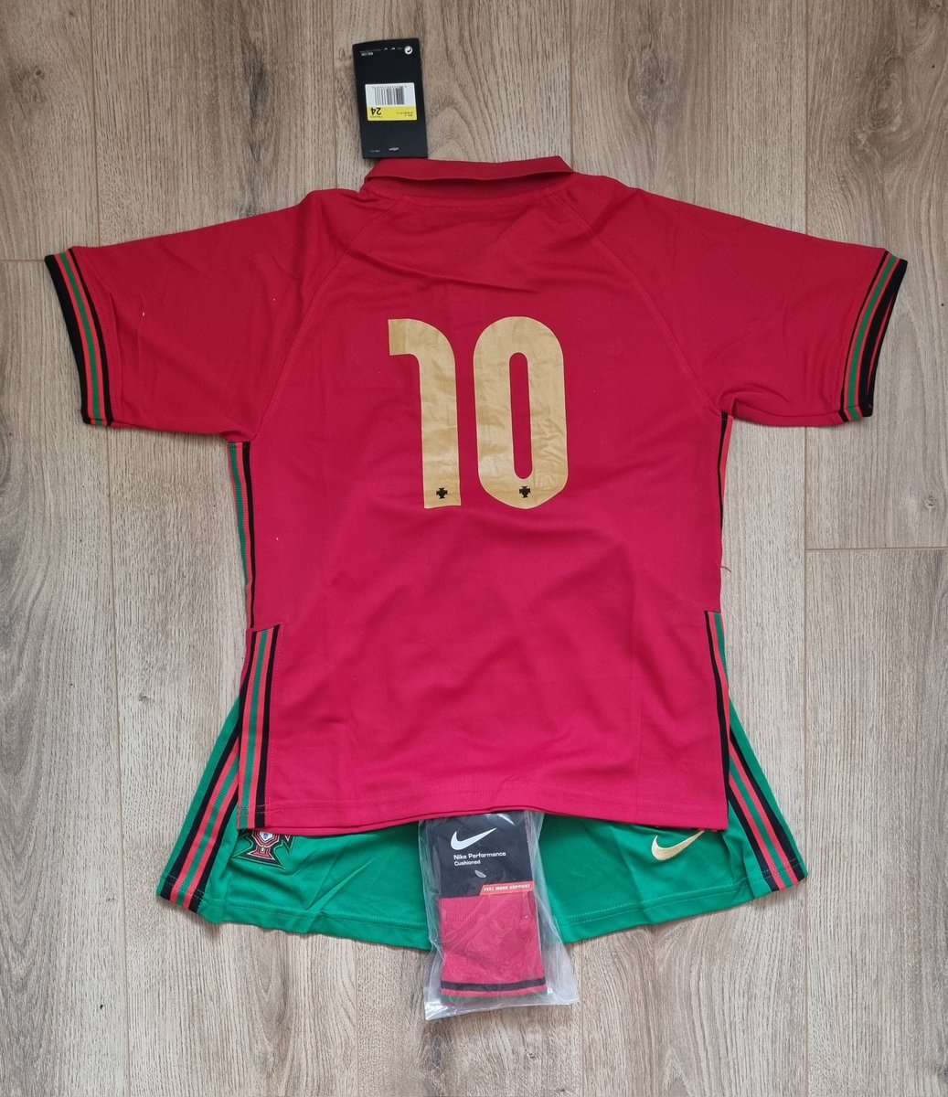 LivKitMan's tweet image. Ajax Third &amp;amp; Portugal Home kits for kids team