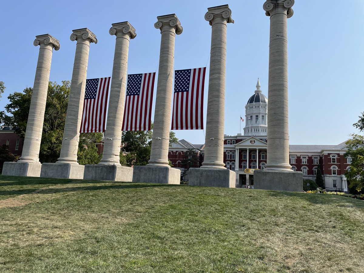 #Mizzou remembers: Tonight, 6:30 CT @KBIA: Reflections on 9/11, the war in #Afghanistan and the U.S. withdrawal from @mujschool alum @tbridis (now @UF), @MizzouLaw's Shawn Lee & Latavia Gibson, @WilliamWoodsU trustee Byron Bagby. H/T @BryndaSean @trevorahook