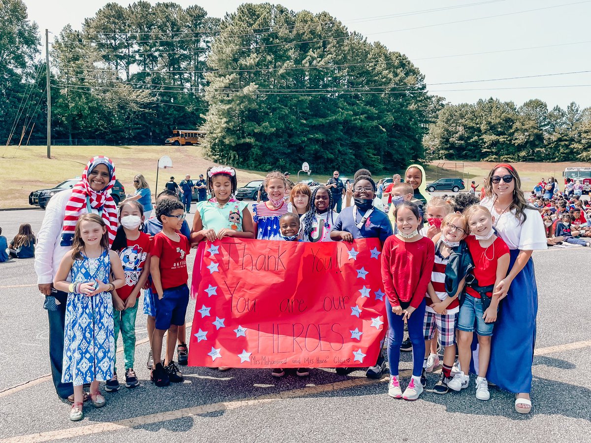 Today was a beautiful day 🇺🇸❤️🤍💙 Thank you to all of our HEROES!! <a href="/Eagles_BSI/">Big Shanty Intermediate</a> <a href="/BigShantyMusic/">BigShantyMusic</a>