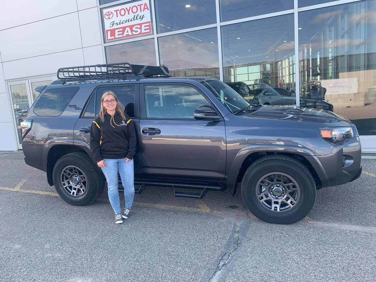 YorktonToyota's tweet photo. A big Thank you & Congratulations Michelle on the purchase of your new 2021 Toyota 4Runner TRD Off Road Venture edition.
We appreciate your Business..!!
#happycustomer #yorktontoyota #friendly #reliable #itsthatsimple #getinngo https://t.co/AcQz2CLvFV