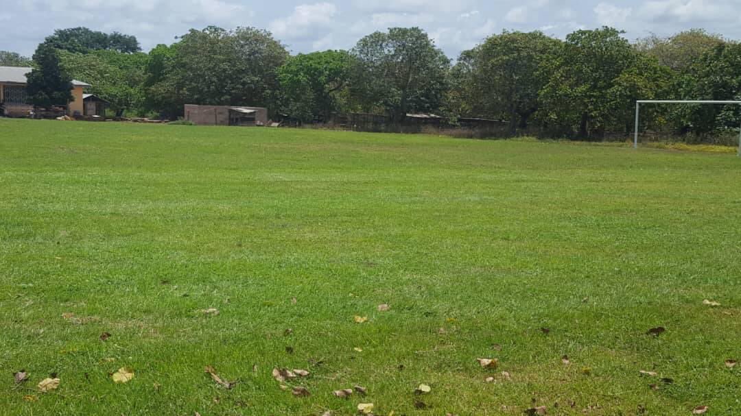 Txiwonders's tweet photo. Our training pitch is ready for the upcoming season @ Techiman.

#Nana Ameyaw Manu training center .

#TEWFC https://t.co/pMVS2bIMNe