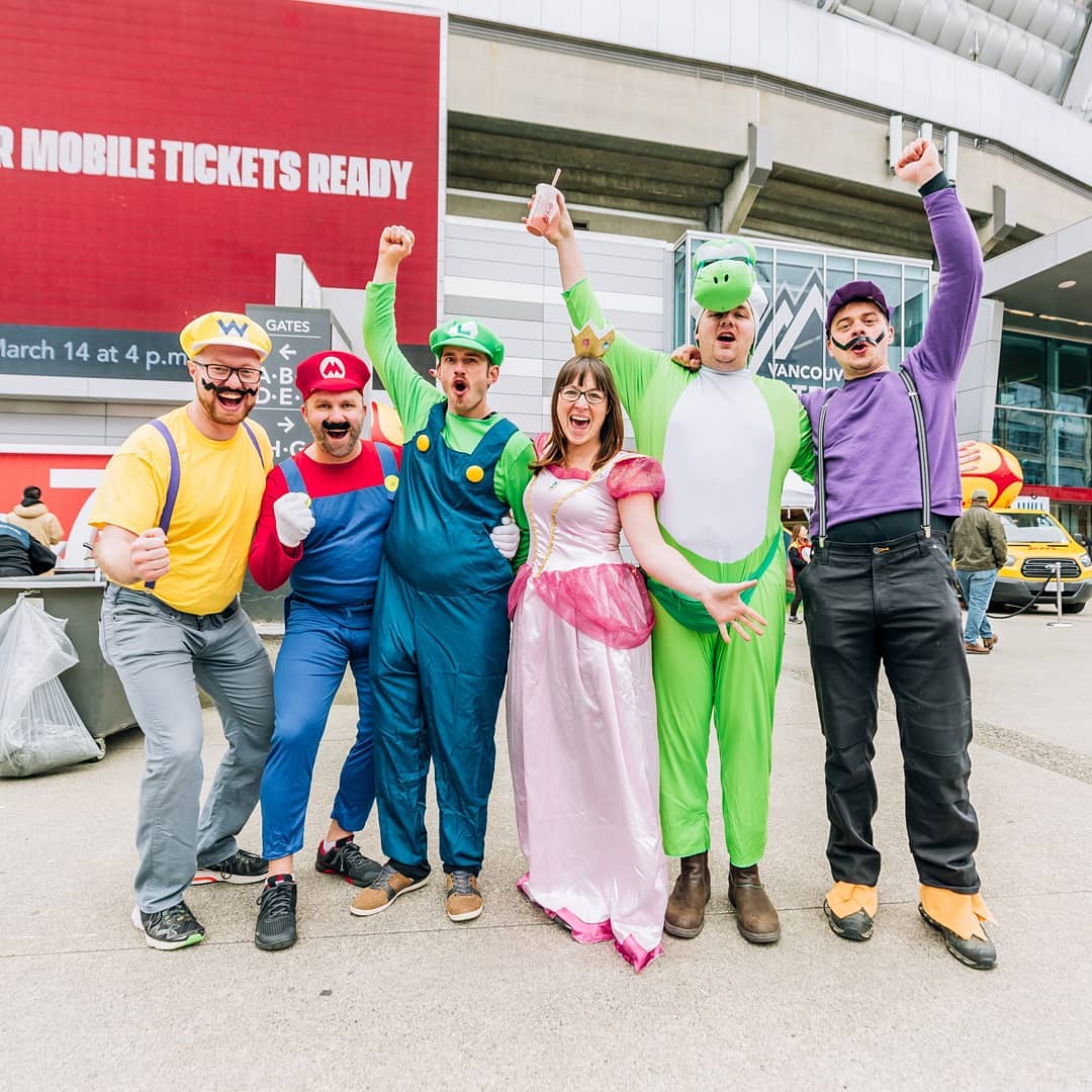 937JRCountry's tweet photo. JR Fam, looking for something fun to do with a friend? π Single day tickets for HSBC @CanadaSevens are on sale now! Donβt miss the tournament at BC Place September 18-19. Time to get your FANCIEST attire ready! #SOFANCY7s https://t.co/6bpQWzAzVz https://t.co/QdLvQHzg0f