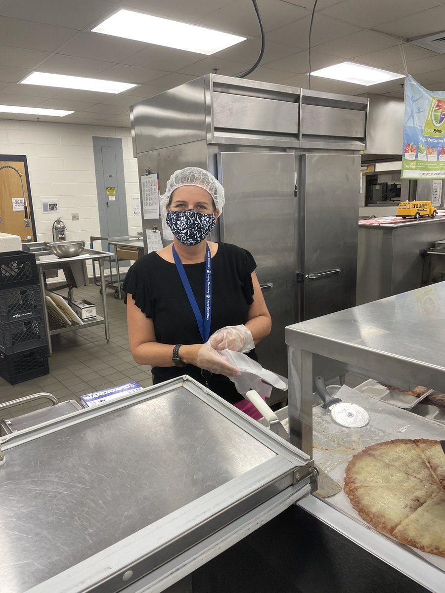 LCPSLegacy's tweet image. You never know where our admin team will be! Happy Friday, Labs!