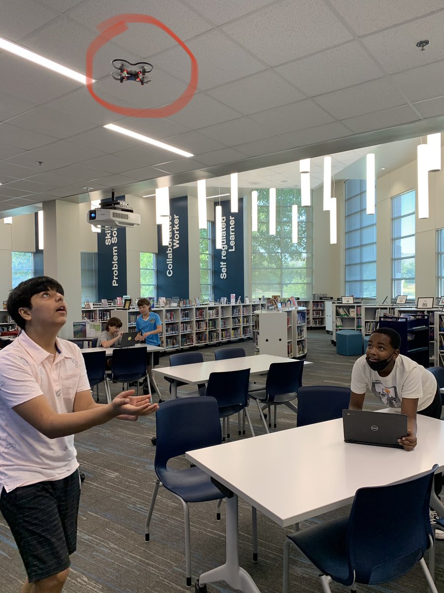 MrsQ_HMS's tweet image. I enjoyed having @MrsHeilhecker’s class in this morning for some coding #collaboration with our #codrones! #makerspace #gcisdlib