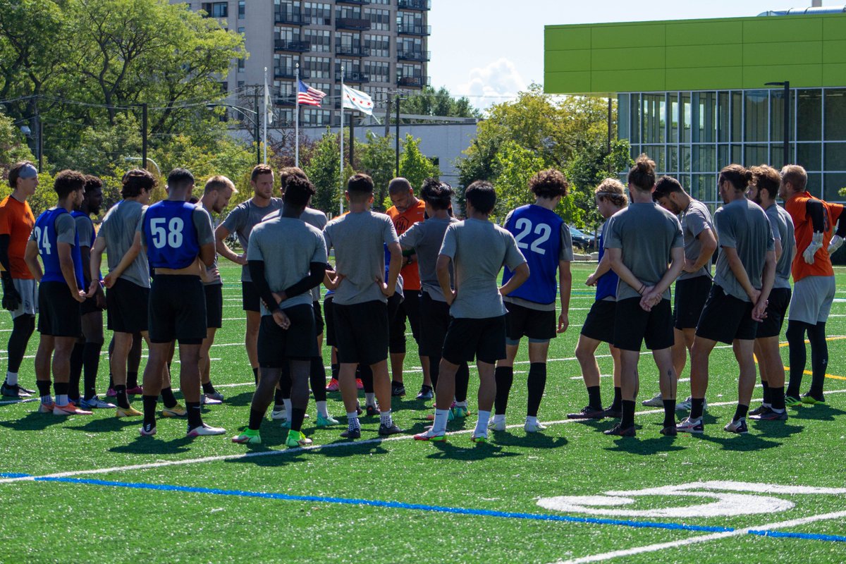 @ChicagoHouseAC.bsky.social tweet media