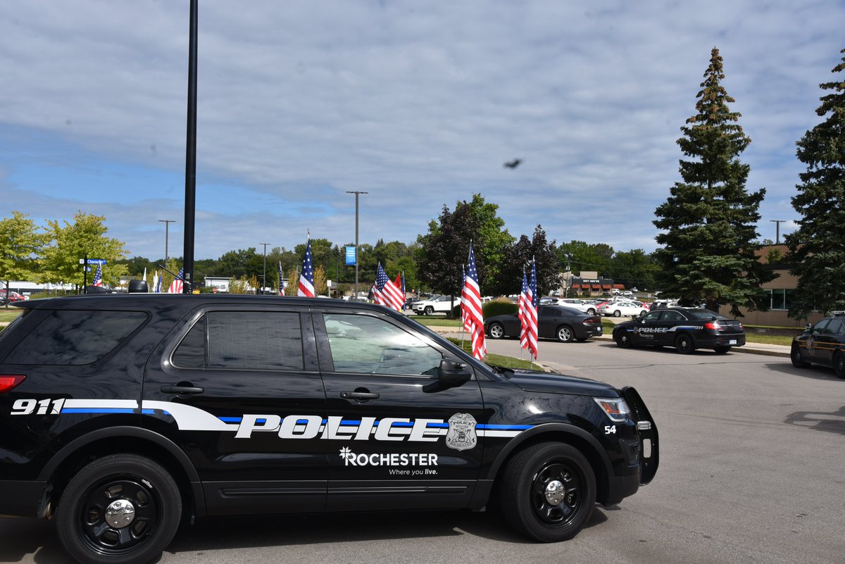 Rochester High School (@rhsfalcons) on Twitter photo The First Responder's Feast was a great success today! Thank you to all of our Rochester first responders and a special thank you to <a href="/rhs_stugo/">RHS Student Council</a> and <a href="/KatieCKimball/">KatieKimball</a>'s classes for helping to put this on! Pt.2
#CharacterTraditionAchievement The First Responder's Feast was a great success today! Thank you to all of our Rochester first responders and a special thank you to <a href="/rhs_stugo/">RHS Student Council</a> and <a href="/KatieCKimball/">KatieKimball</a>'s classes for helping to put this on! Pt.2
#CharacterTraditionAchievement