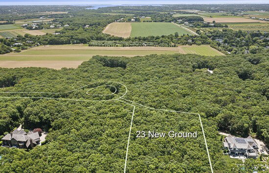 StroughHamptons's tweet image. Introducing 23 New Ground Water Mill. A new development project featuring a Brian Glasser designed Transitional Farmhouse. Call us!