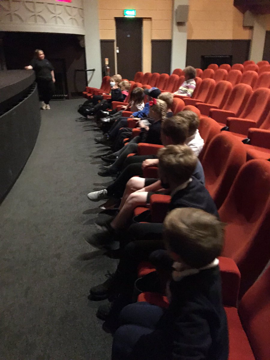 rhunahaorine tweet media