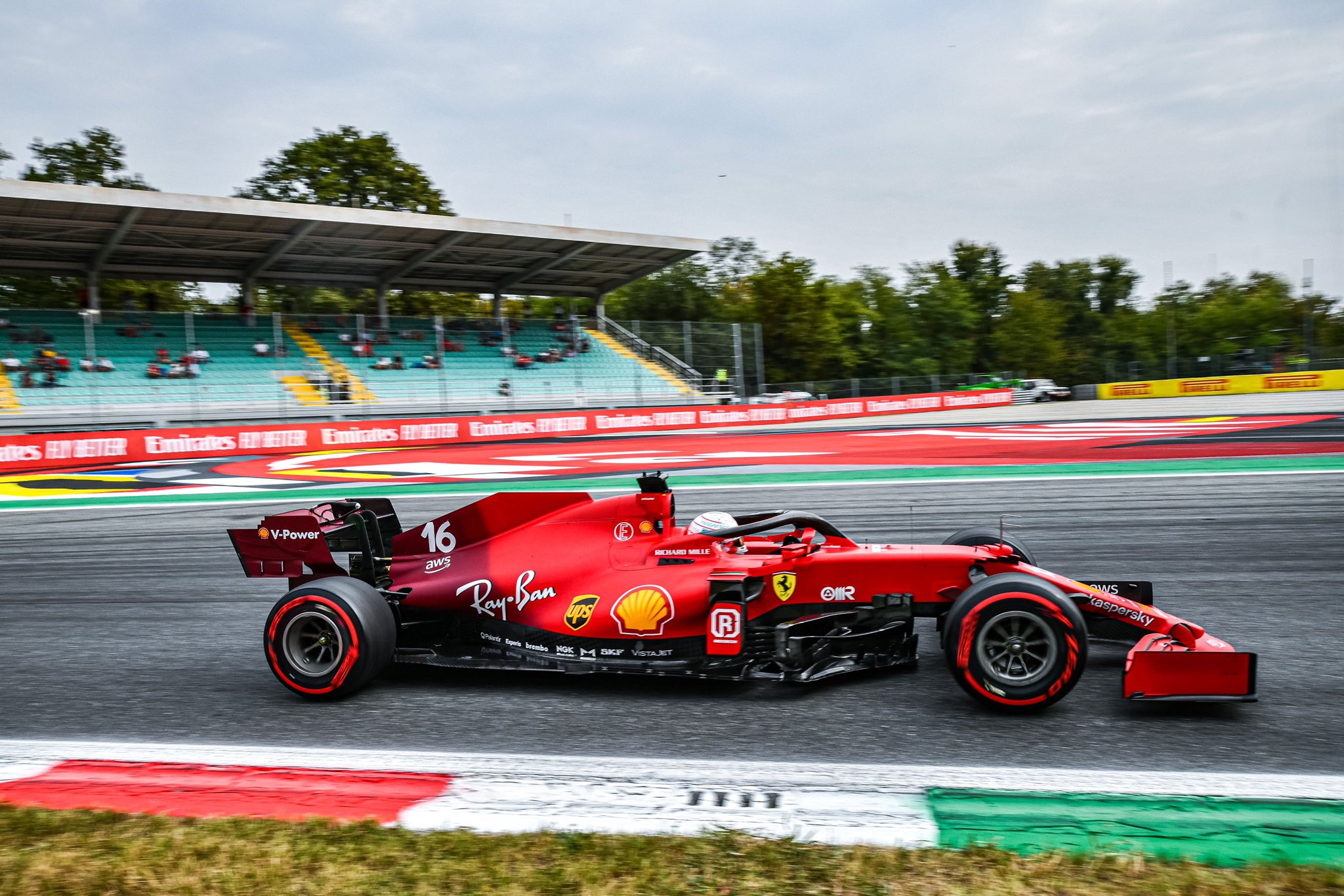 презентация машин формулы 1 2024. первая гоночная машина формула 1. этапы формулы 1 2024. машины формула 1 2024. этапы формулы 1 2024.