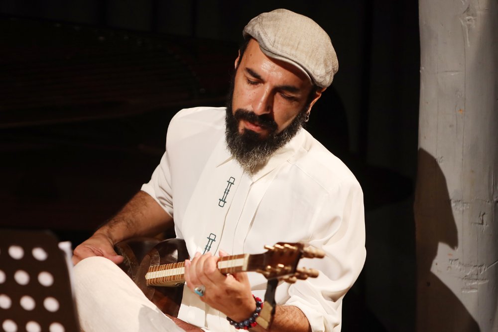 Dash Arts (@dasharts) on Twitter photo Unlock your creativity at our free workshops and events celebrating world music and stories of travel & home at <a href="/YourRoyalDocks/">The Royal Docks</a> in London on 23 Oct, as part of #DidosBar.
Open to all #Newham residents, including those with English as a second language: royaldocks.london/whats-on/art-c… Unlock your creativity at our free workshops and events celebrating world music and stories of travel & home at <a href="/YourRoyalDocks/">The Royal Docks</a> in London on 23 Oct, as part of #DidosBar.
Open to all #Newham residents, including those with English as a second language: royaldocks.london/whats-on/art-c…
