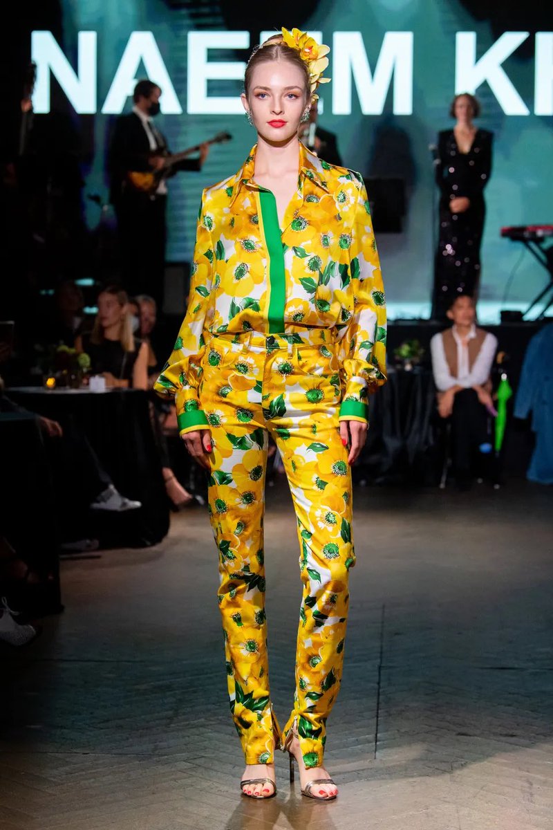 honeymag's tweet photo. @NAEEMKHANNYC #naeemkhan #NYFW #nyfw Credit Alex Rufino https://t.co/NxraWPodH9