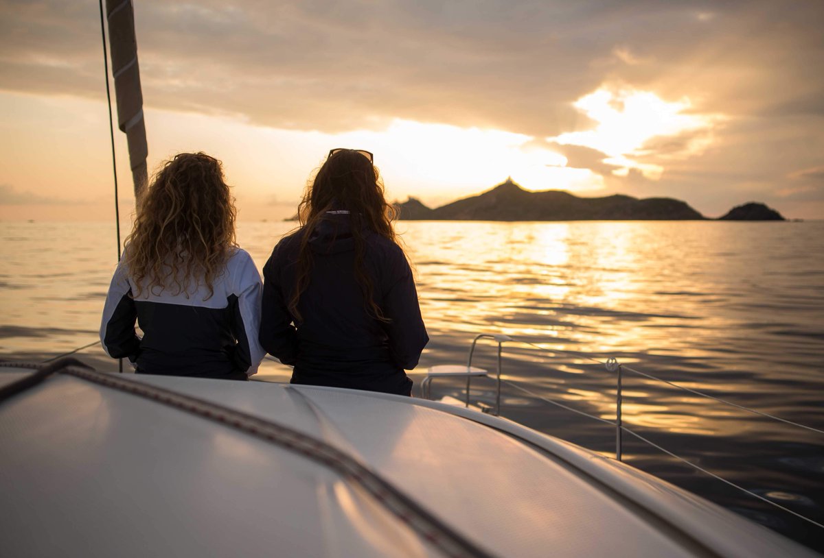 Une nouvelle conférence gratuite est proposée au TRIBORD Sailing Lab le 14 Septembre prochain en collaboration avec Code Zéro et Vog Avec Moi! Réservation sur : activites.decathlon.fr/fr-FR/activite… et en livestream : facebook.com/events/2988369…