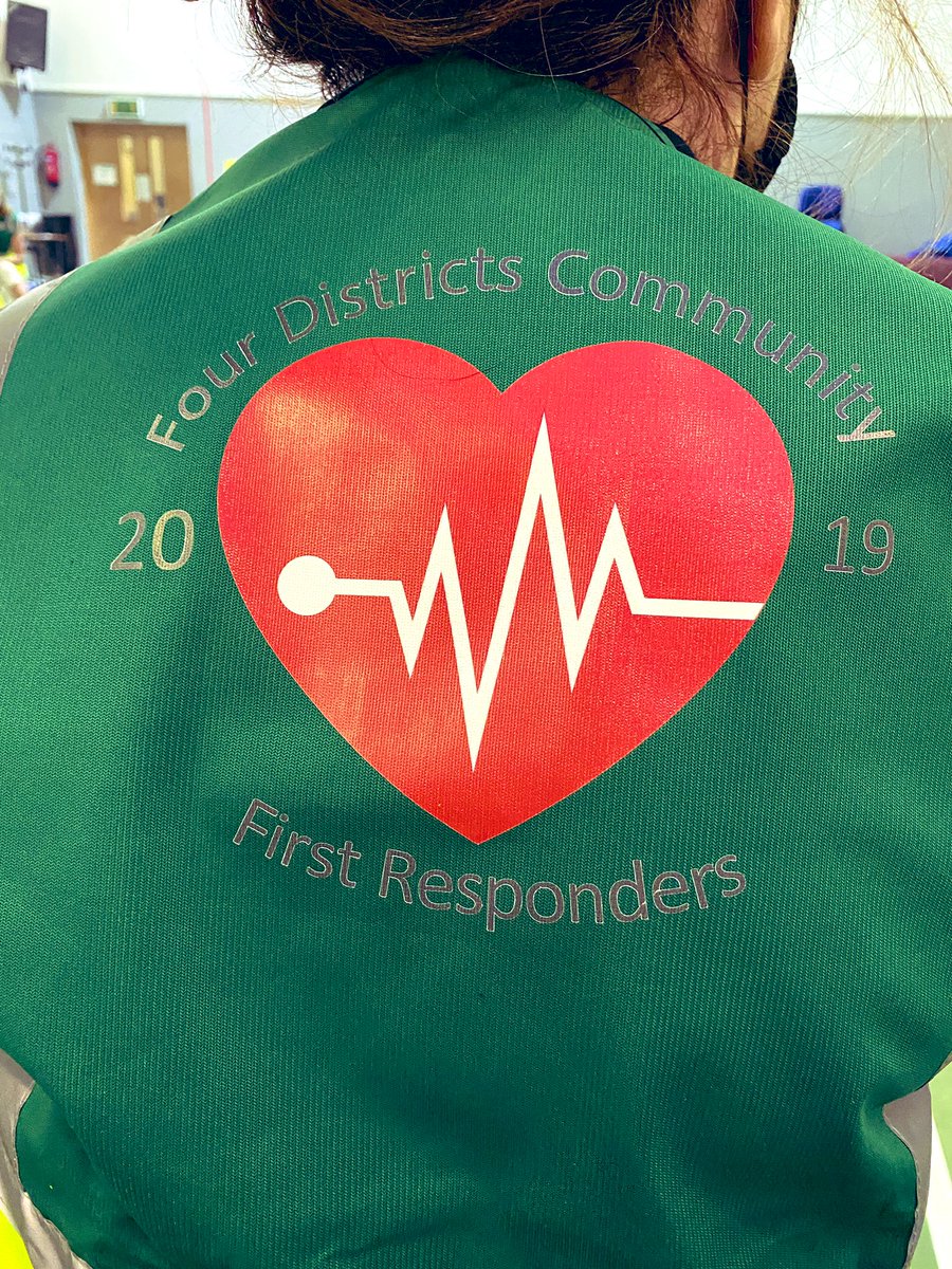 ARoss_NASNL_CEO's tweet photo. Welcome to the Community First Responders scheme @FourDistricts who went live with @AmbulanceNAS yesterday. Responding to life threatening cardiac emergencies in their communities of Rathcoole, Saggart, Citywest and Newcastle Co.Dublin. @GerODea_NAS_CEM @Paulgallen7 @DarrylCoen https://t.co/LggpGfC02p
