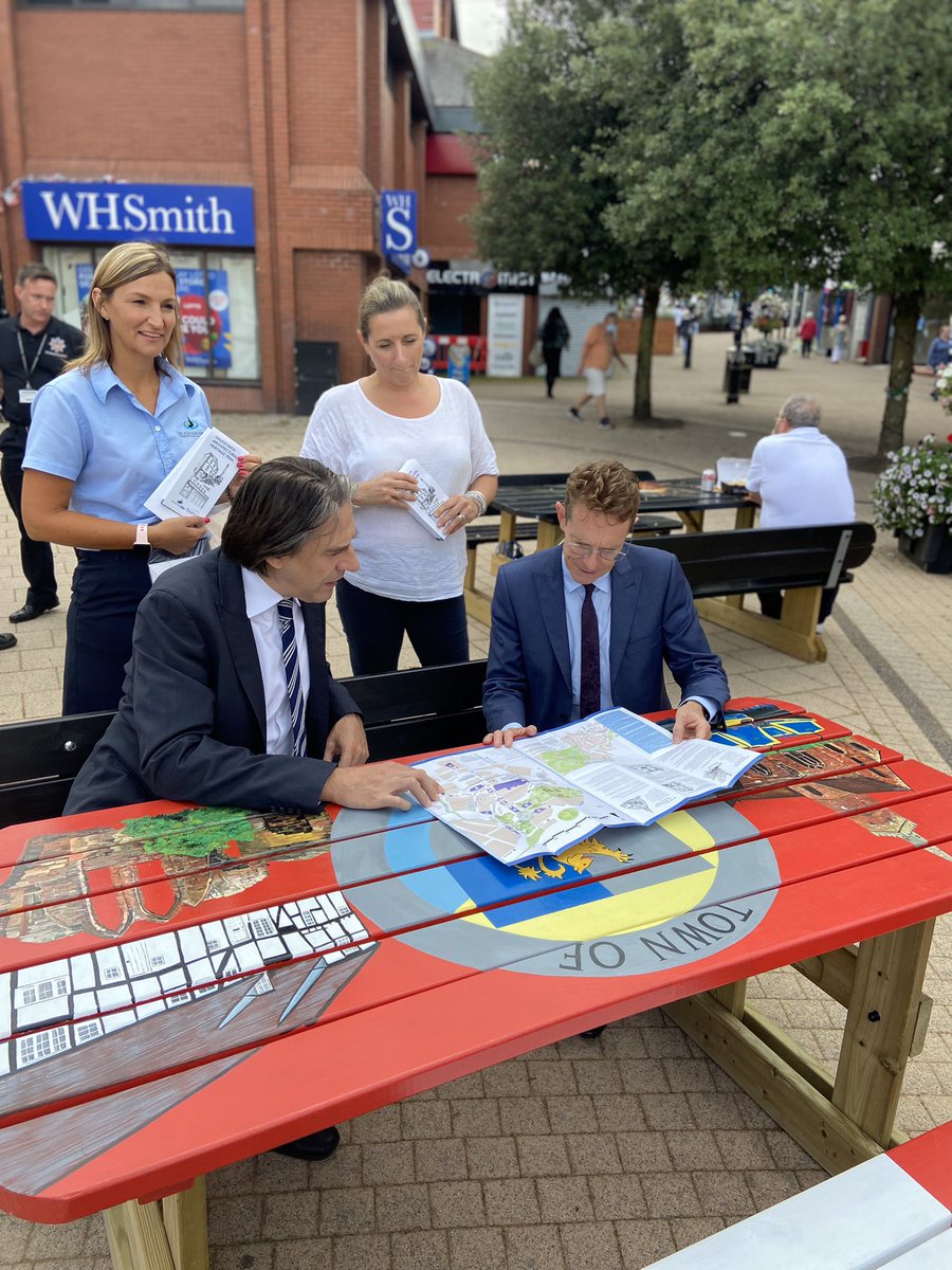 HalesowenBID's tweet image. Thank you for today’s visit @andy4wm. Great for you to visit us and see the town developments, new businesses and local community. Also thanks to @WMFSHadenCross and @WestMidsFire for joining us during business safety week.
@JamesMorris 
@Cornbow @HalesowenBloom @dudleymbc