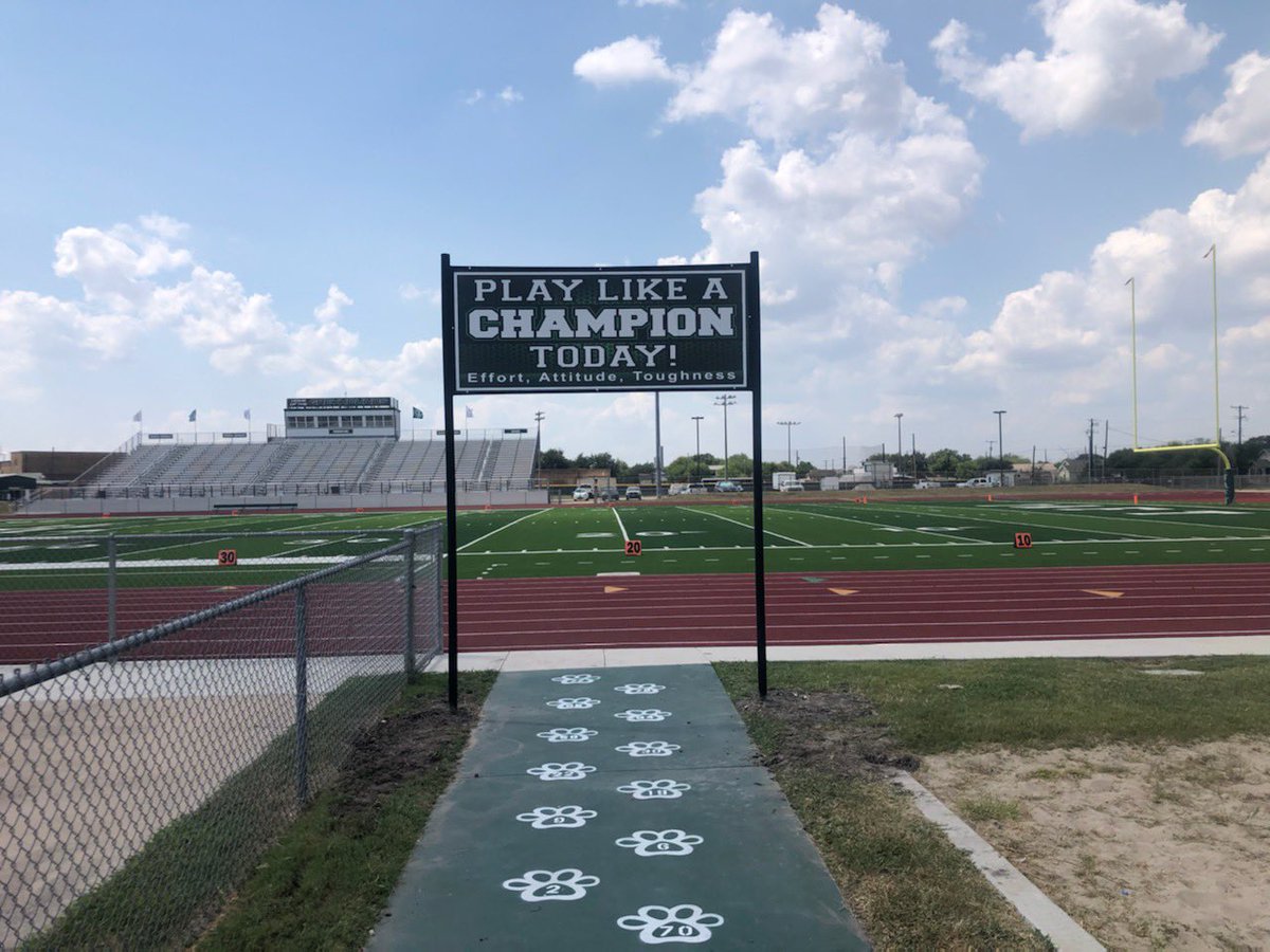 Taft Greyhound Football🏈 tweet media