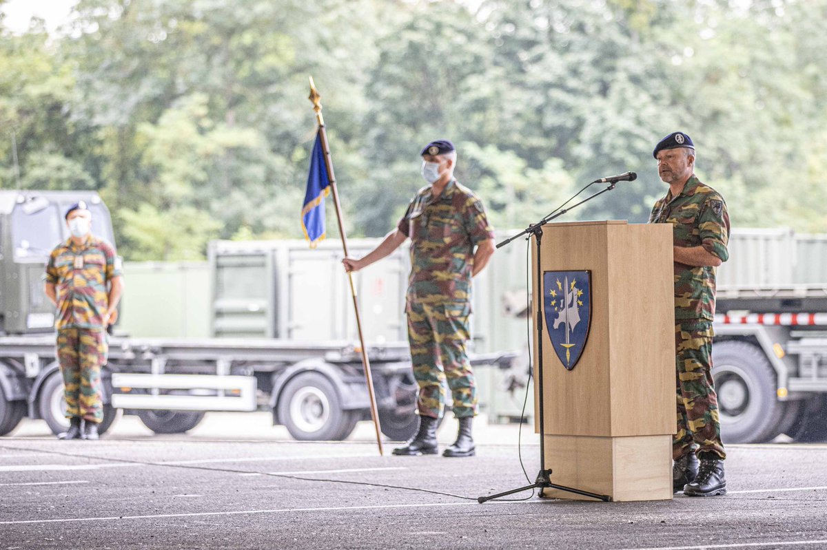 HQEurocorps's tweet photo. “I count on you! I believe in you!”
#Today, a powerful speech by the Commanding General, LTG P. Devogelaere, to his troops! #Multinationality is strength! 🇧🇪🇫🇷🇩🇪🇪🇸🇱🇺🇵🇱🇬🇷🇮🇹🇷🇴🇹🇷🇦🇹. The commander counts on all his staff forging a « team of teams »💪
#WeAreEurocorps #StrongerTogether https://t.co/IxQTu0NMHm