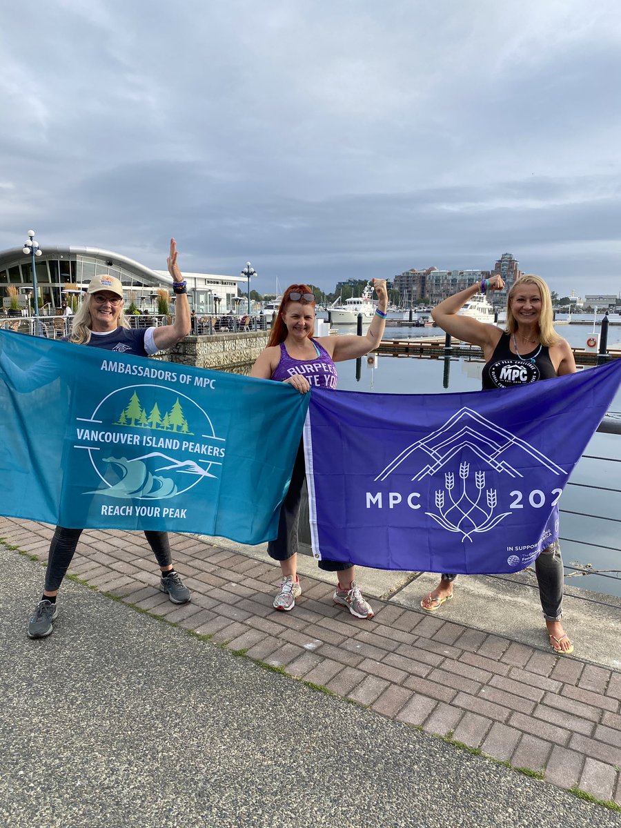 MyPeakChallenge's tweet photo. โThree excited Vancouver Island #Peakers finally meeting up again & flexing together!!โ - VIPeakers
#MPC #MPC2021
#FlexFriday
#MyPeakChallenge
#SamHeughan https://t.co/HZClUpDEzJ