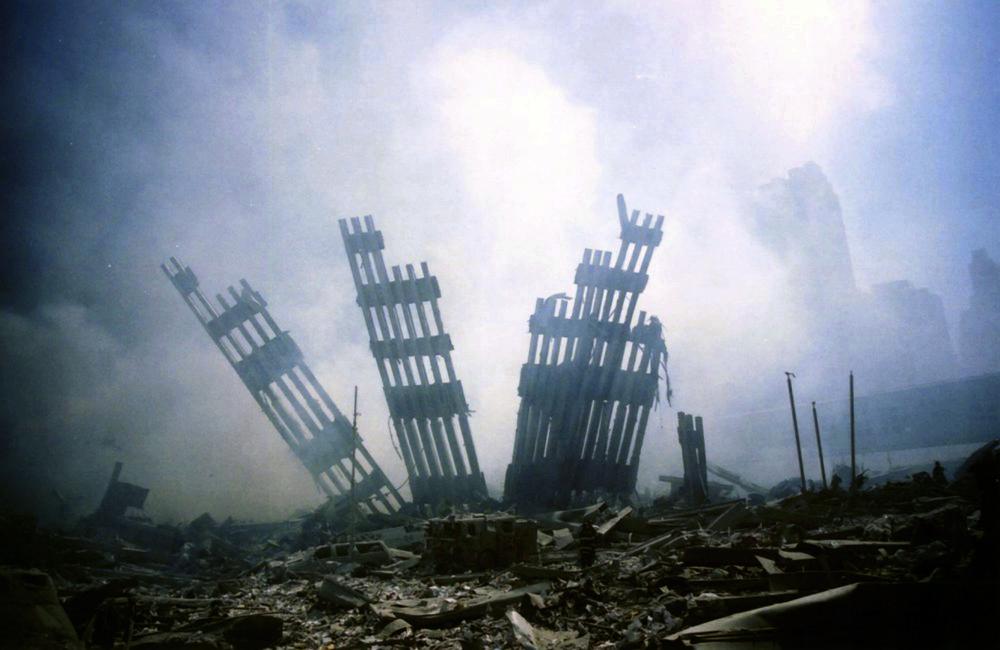 🇺🇸 Ahead - our annual #911Memorial program. We will reflect &amp; share stories, go live to NYC and hear archive audio. 
We encourage you to tune in and share your memories. #NeverForget
🙏 Today 3-7pMT only <a href="/710KNUS/">710 KNUS Denver</a>