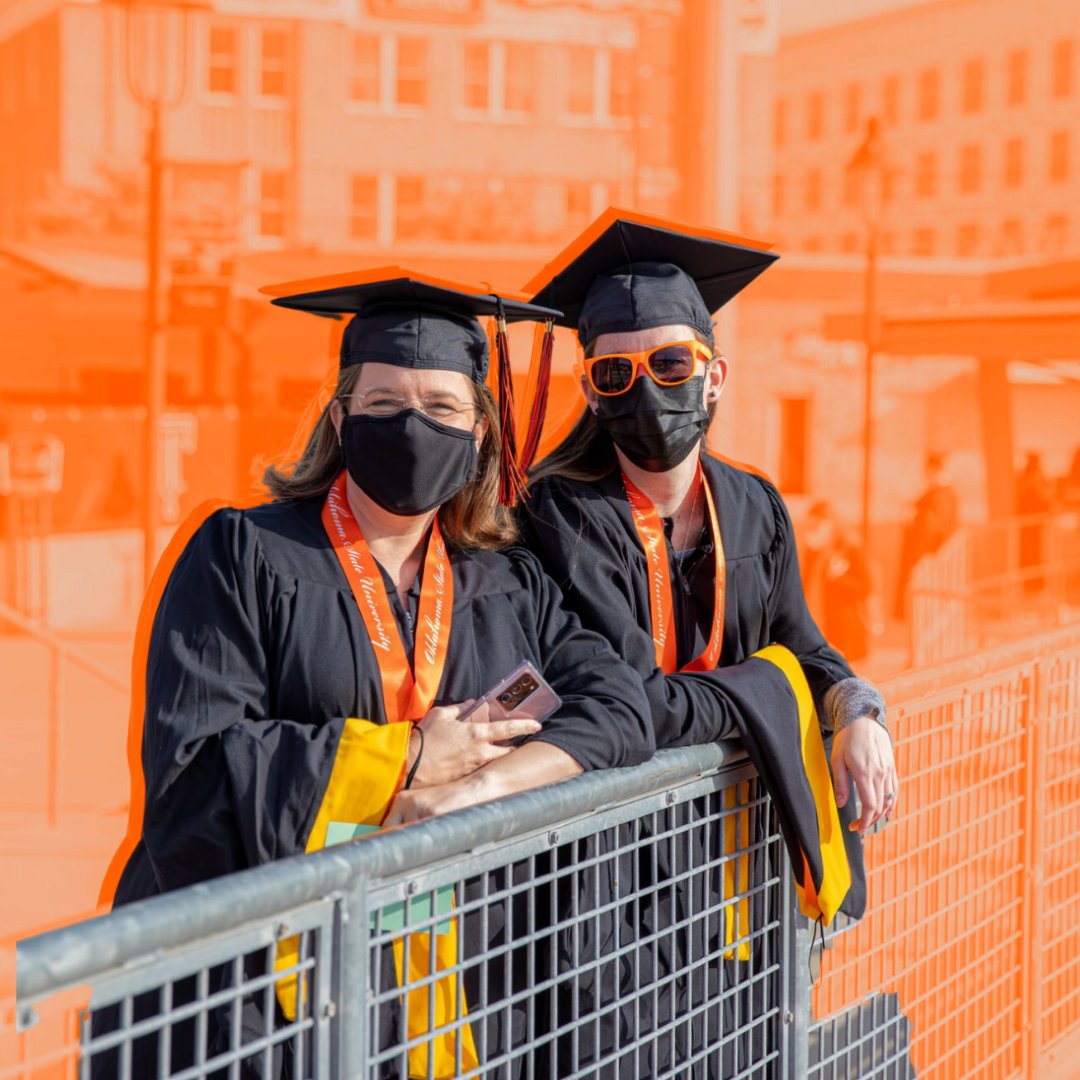 osutulsa's tweet photo. Happy #OrangeFriday!

Retweet this if you graduated from OSU-Tulsa! #OSUTulsaGrad @OKStateAlumni https://t.co/tpXml1dqCT