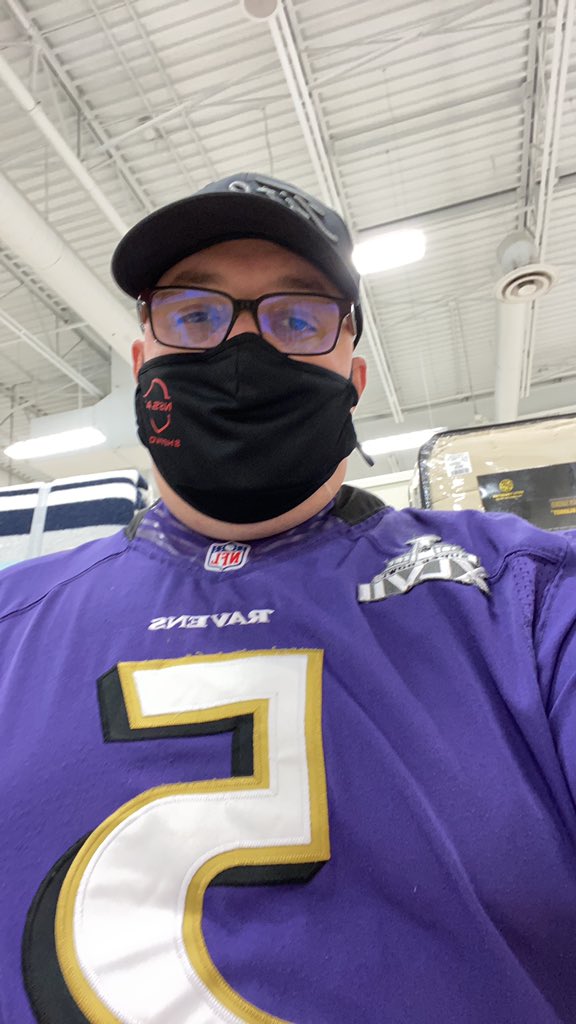bendle27's tweet photo. @Ravens Purple Friday let’s get it https://t.co/ohuETbG31k