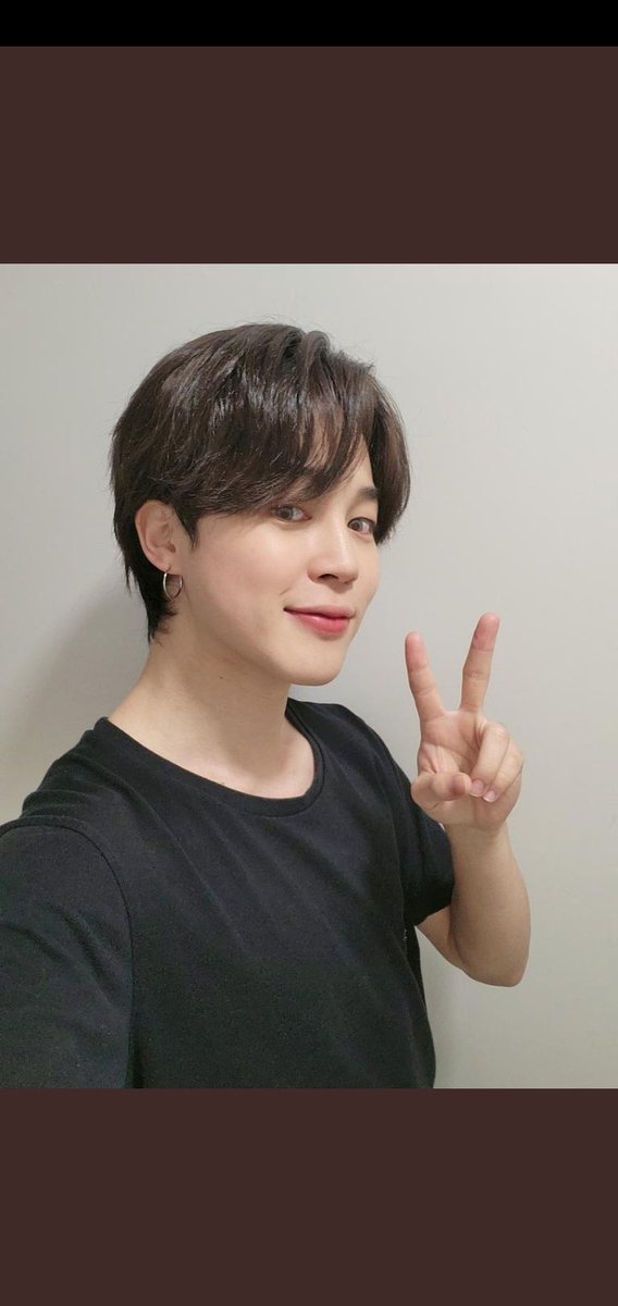 prettyniniu's tweet photo. Sabes que jiminie, te apareces alteras el corazón de todo ARMY, pero se agradece, eres tan hermoso, te amo tanto💜 https://t.co/7QFNveULn0