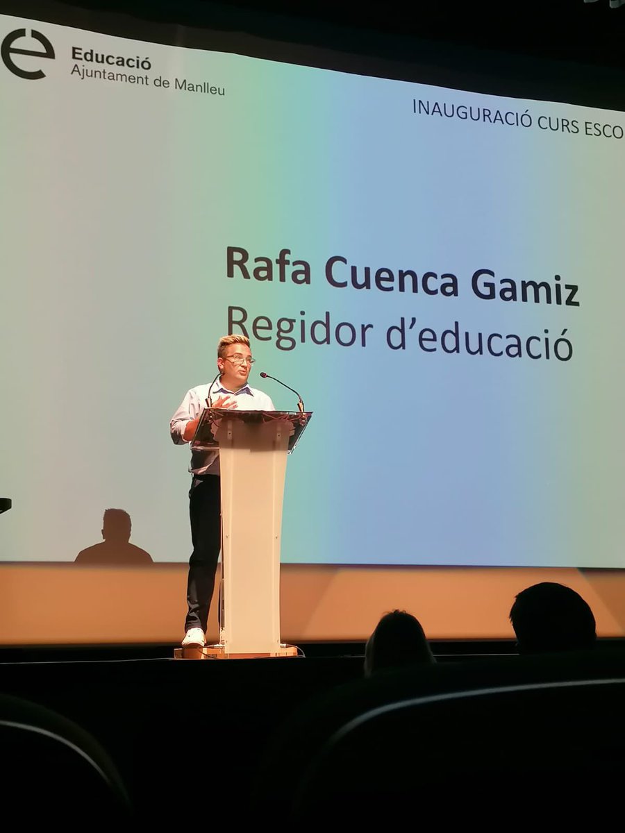 rafacuencagamiz's tweet photo. Avui, inauguració del curs 2021-2022! Paraules inspiradores i motivadores de l’@AnnaJolonch!! #EducacióManlleu #OrgullManlleuenc @ajManlleu @pecmanlleu https://t.co/eyliXvAWXl