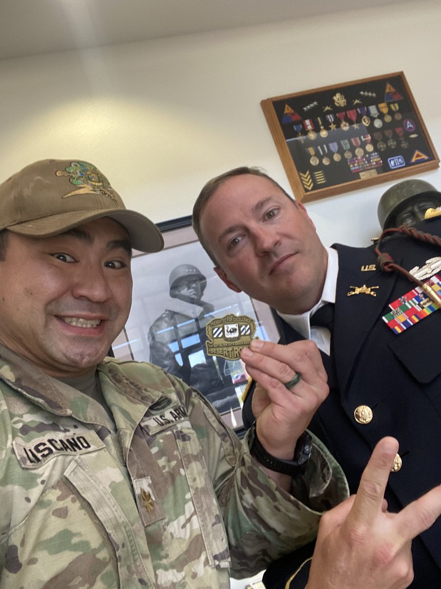 jr_liscano's tweet photo. @scottjstephens Thank Sir!!! Great to see you again my @Cobra_NTC Battle Buddy! Thank you for the cool “Desert Rough” 1-64 Armor Battalion Coin! Small World! #ArmyLife #BestJobIveEverHad #WePierce https://t.co/q3RTQ8Q8lR