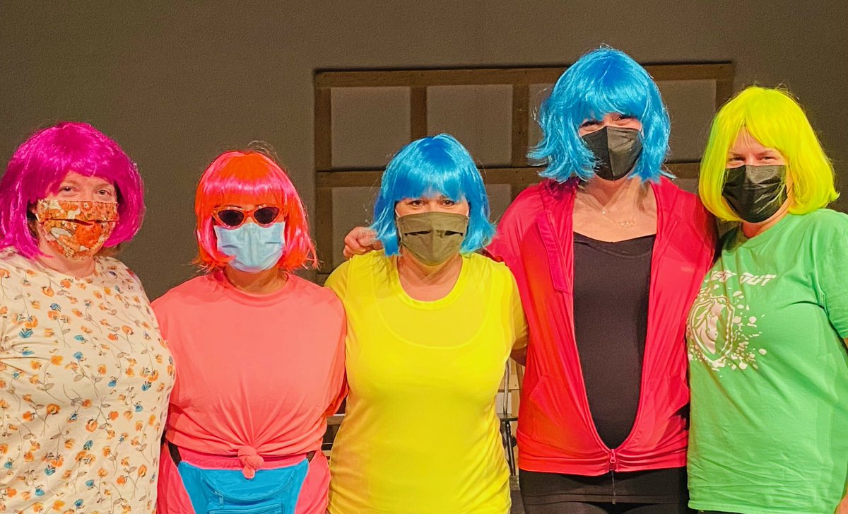 MLuckritz's tweet photo. Chasing @RMHSMUSTANGS Rainbow!!! English/EL went extra mile for @RMHSstampede NEON staff challenge!!! @District214 @pacer_rmhs @rmhsmultimedia @YearlingRMHS @KelliLussow @MrsWnek @StephSvarz @rmhs_danceteam @joyruckoldt @YearlingRMHS @RMGirlsHoops https://t.co/NYV9JJBIGy
