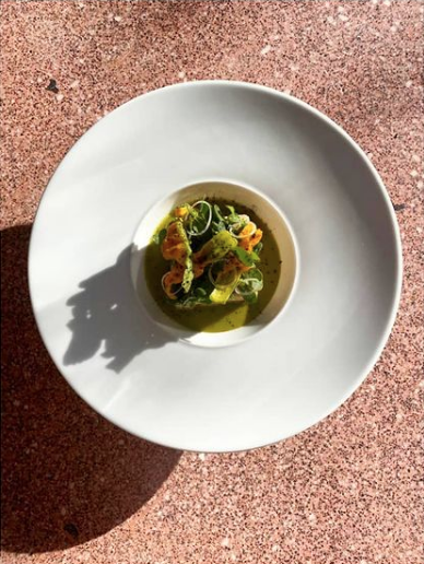 LaMarthaOrtiz's tweet photo. El tamal y su sombra
@filigranacdmx 
#loshilosdesaborquenosunen #Filigrana #sombras #sabores #vidapararegalarbelleza #weeatcolor #loveatfirstbite #cocinerasmexicanas https://t.co/VetrR7Dhao
