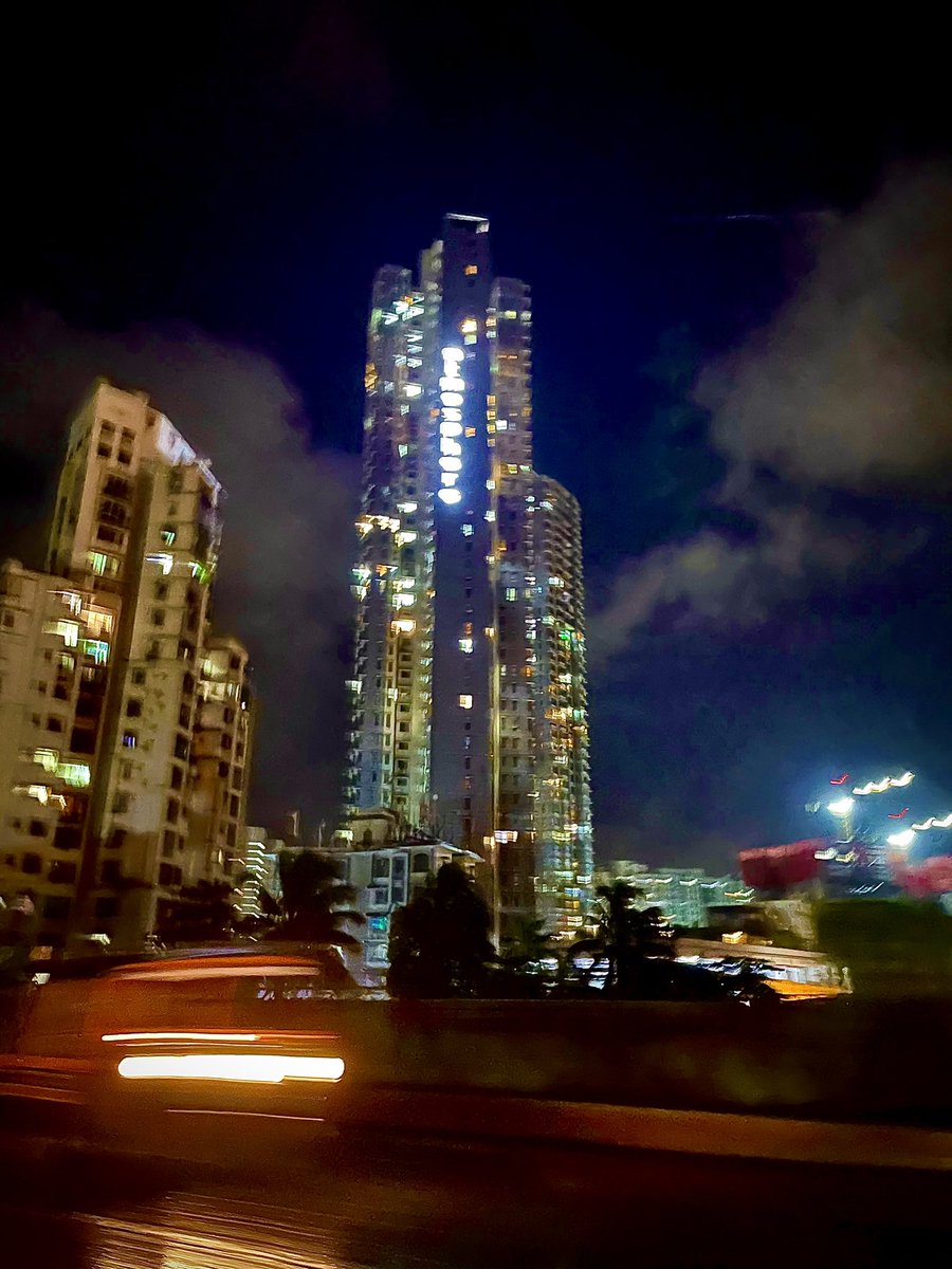 Somewhere in Mumbai…

#Mumbailife
#mobilephotography