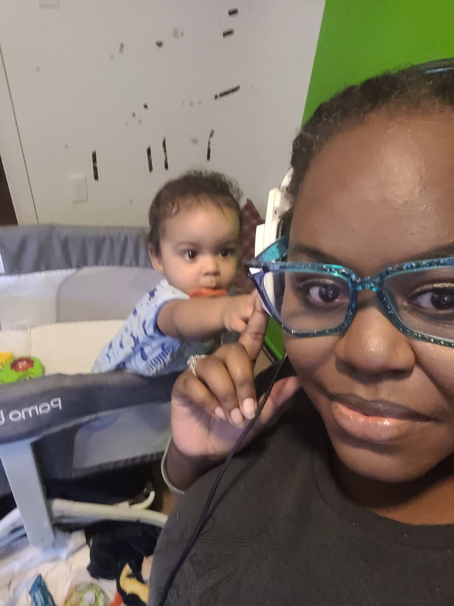 GBlkgirlmagic's tweet photo. 2nd day in a row streaming! Hopefully I can go a little longer today! Come by say Hi to me and Eli! 
https://t.co/XBJk589Pa7 https://t.co/0FNFpGuJh0