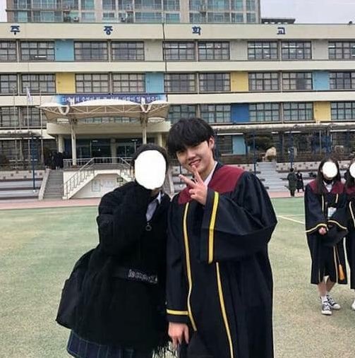 โดยองวันเรียนจบม.ต้นฟีลพี่โชนอะy—y