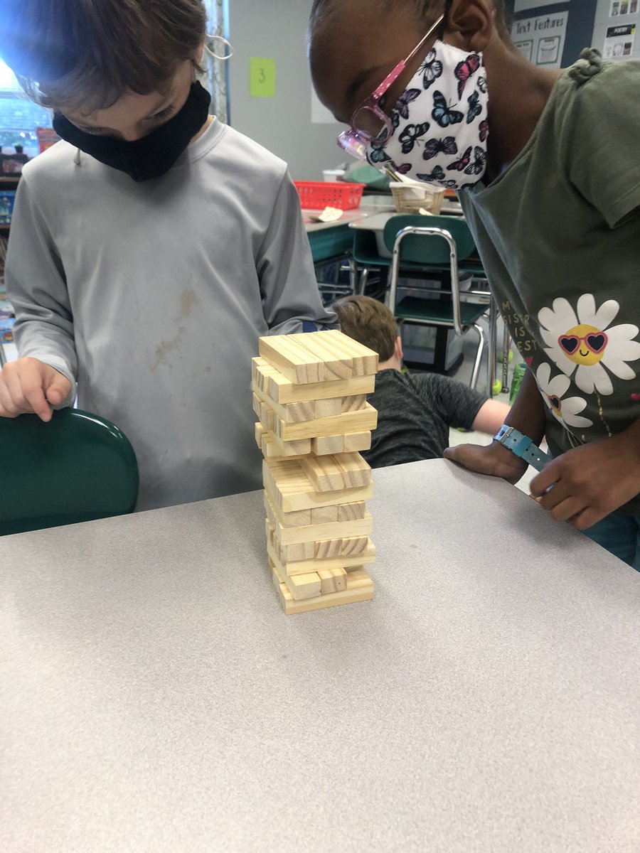 Castle Fox tweet media