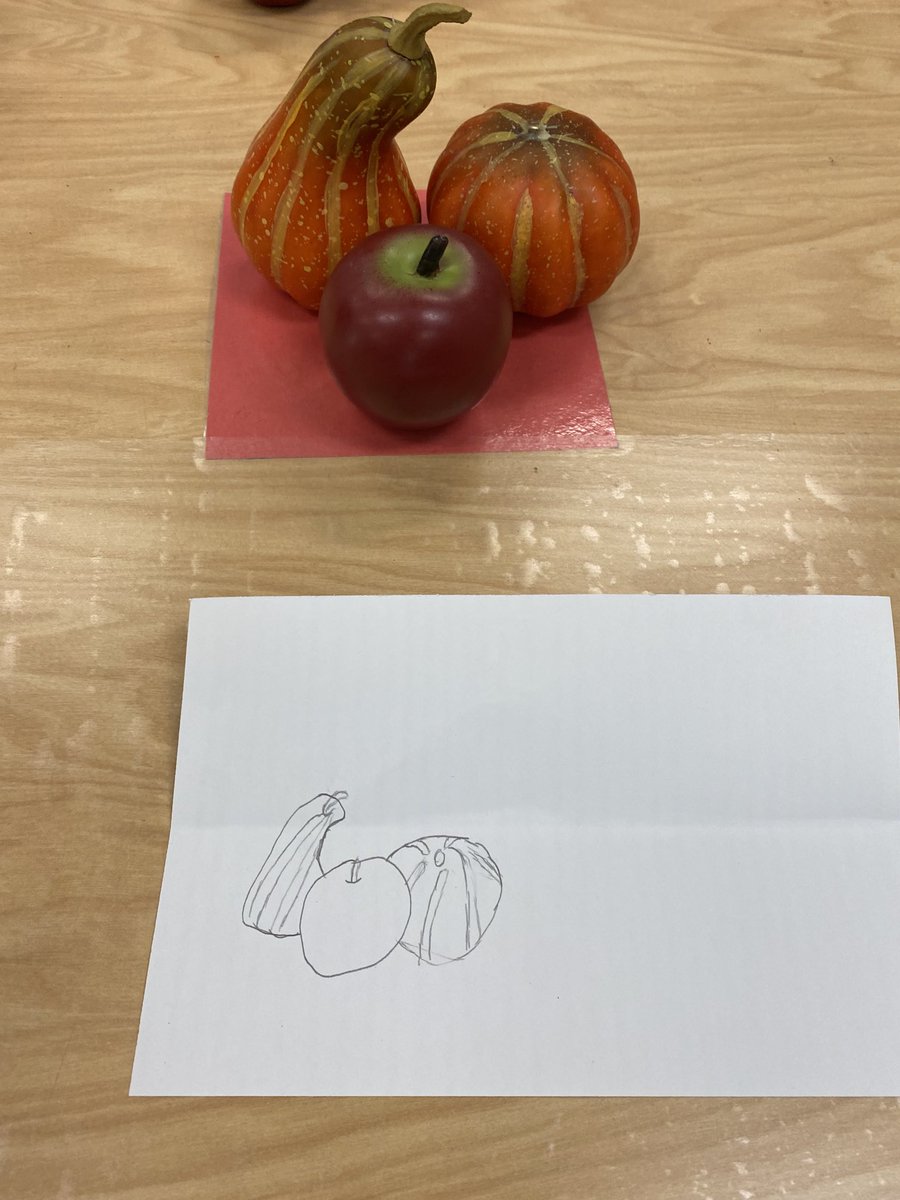 MiragliuoloArt's tweet photo. @Kingswoodbuzz Artists 🧑🎨 Observe. Practicing observation boot camp ✍🏻 what we See 👀 NOT what we know 🧠 Awesome 👏🏻 job Third grade! #TabChat #TheirWorkNotMine #SHoM #ForwardToFanrastic #WhatStartsHereChangesEverything https://t.co/HKClskEdEn