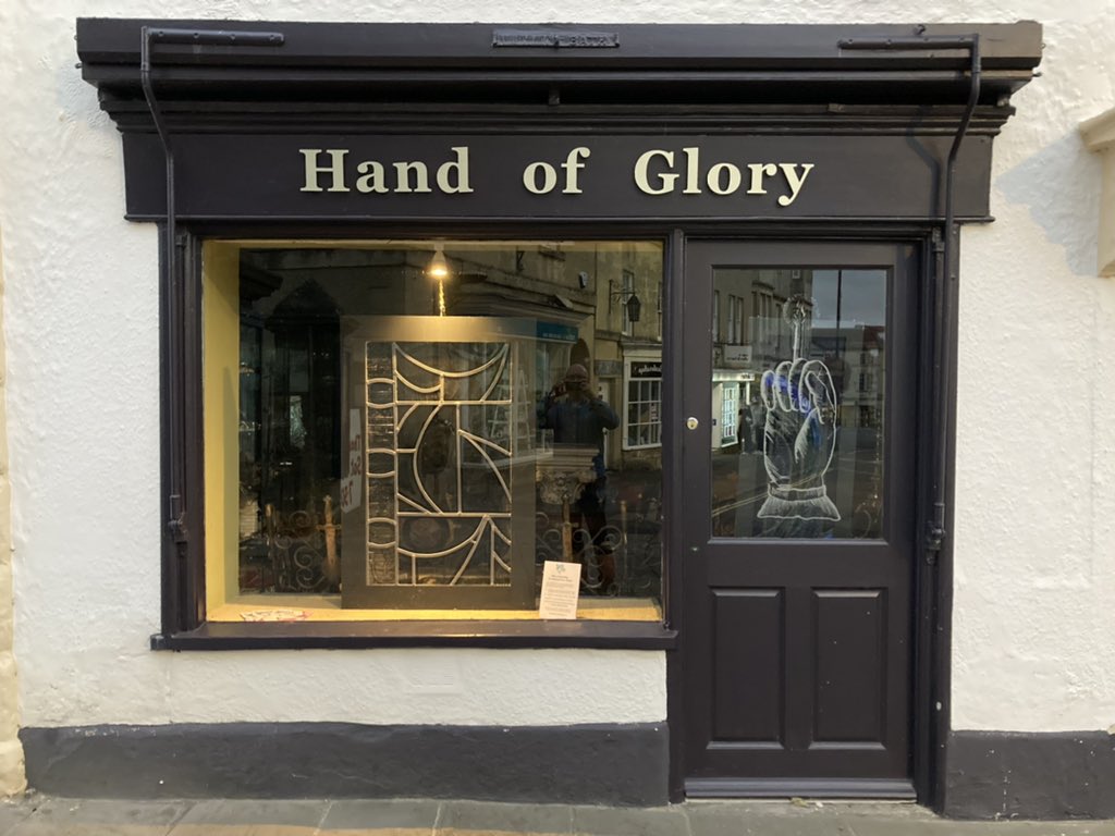 The Peacock Arts Trail officially starts in Corsham and Chippenham tomorrow. Plenty of interesting art to see in various venues around town including the window of <a href="/HandofGloryUK/">Lisa Lloyd</a>  34 Market Place. Enjoy! 

<a href="/peacocktrail/">Peacock Arts Trail</a>
@ChippMuseum
@Chippenhamtcl