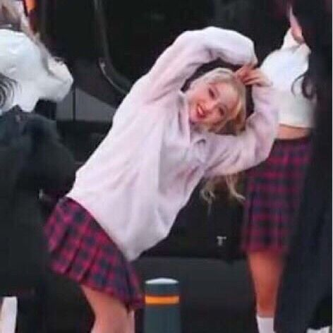 soulwonthinkr's tweet photo. tiny gowon passing through your timeline https://t.co/k9y8CTWJiP