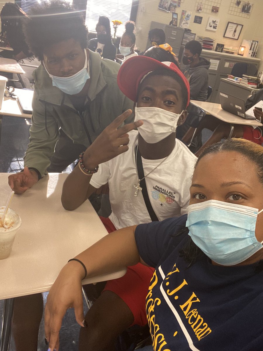 MsBrennanEDU's tweet image. Thank-A-Kid Friday @wjkeenan! These kids have showed up and showed out…and it’s only been three in a half weeks into the school year! I am so thankful for their contribution to my classroom and thankful that I get to be their teacher! #ilovemyjob #professionaleducator