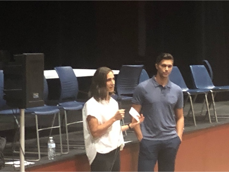 MSHSBulldogs's tweet image. MSHS Bulldog LeadHers kicked off the year with a huge turnout! Thank you Theresa and Trent Meacham for an awesome message telling YOUR own story!