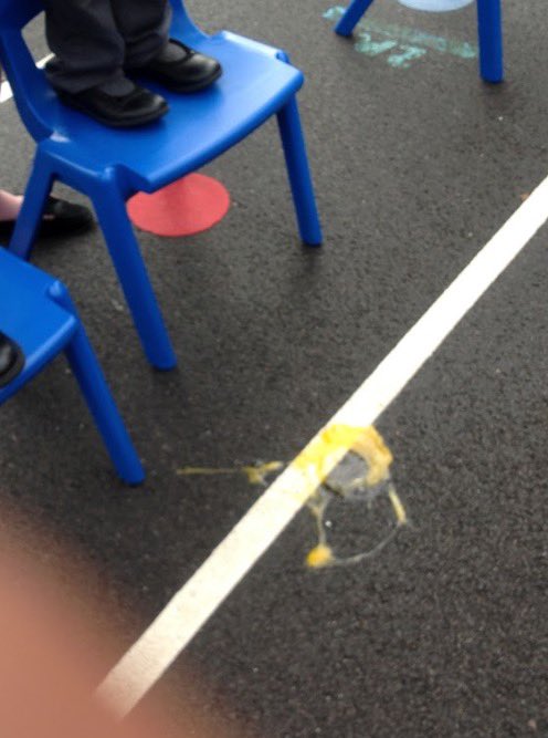 Whilst Key Stage 2 were launching water balloons Key Stage 1 had a slightly different challenge. Based on the story Egg Drop, the children designed, created and evaluated the safest way to drop an egg without it breaking. Sadly not all the eggs survived the drop 😔