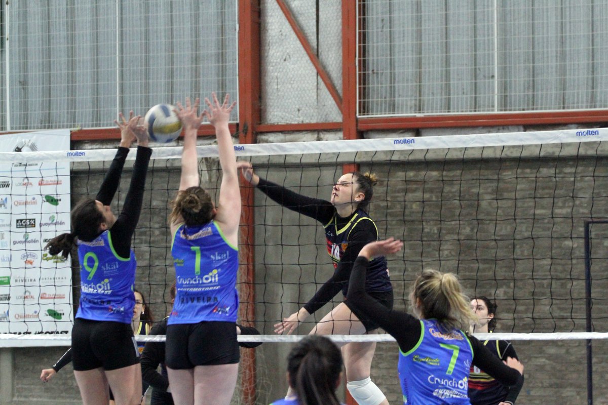#voley San Martín de Porres venció categóricamente a Murialdo  bit.ly/3hm0wH2 @MzaVolFed