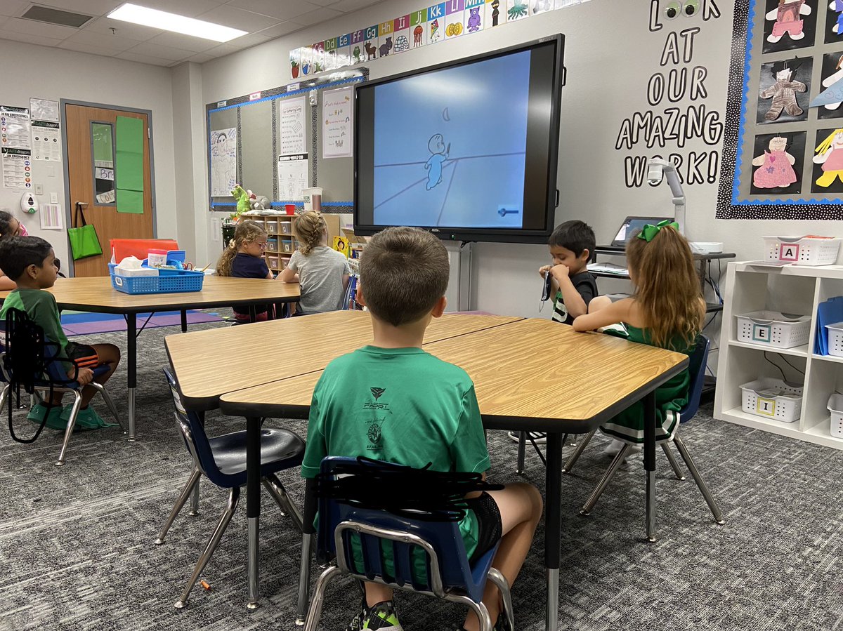 JES_Dickinson's tweet image. Completed my last kinder class on thinking creatively with Harold and the Purple Crayon. Great ideas from our littlest Dragons! #6classes #amazinglittles #LOTSofenergy #kinderteachershaveaspecialplaceinheaven #whew