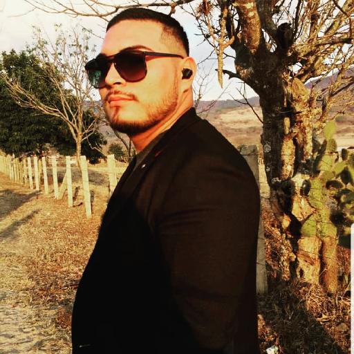 JeffVivas's tweet photo. #NuevaFotoDePerfil 😋🔥 https://t.co/BOnmkh9CDl
