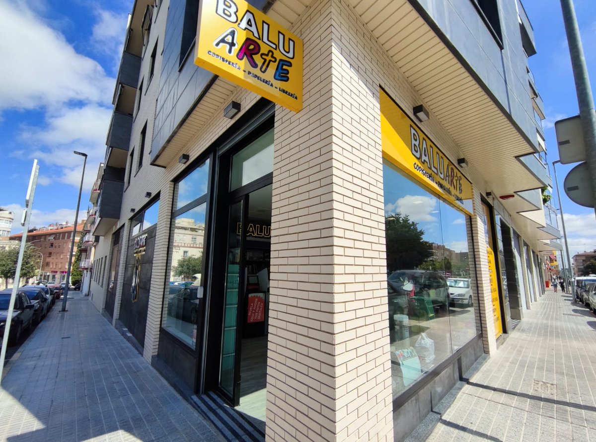 CopisteBaluarte's tweet image. Empieza el cole, y empieza una nueva etapa para #Baluarte.💪
Nuevas instalaciones, nuevos horizontes y mucha mucha ilusión. 👏
Nos hemos trasladado justo frente al IES Bárbara de Braganza (Medalla de Extremadura 2021)😉
Os esperamos