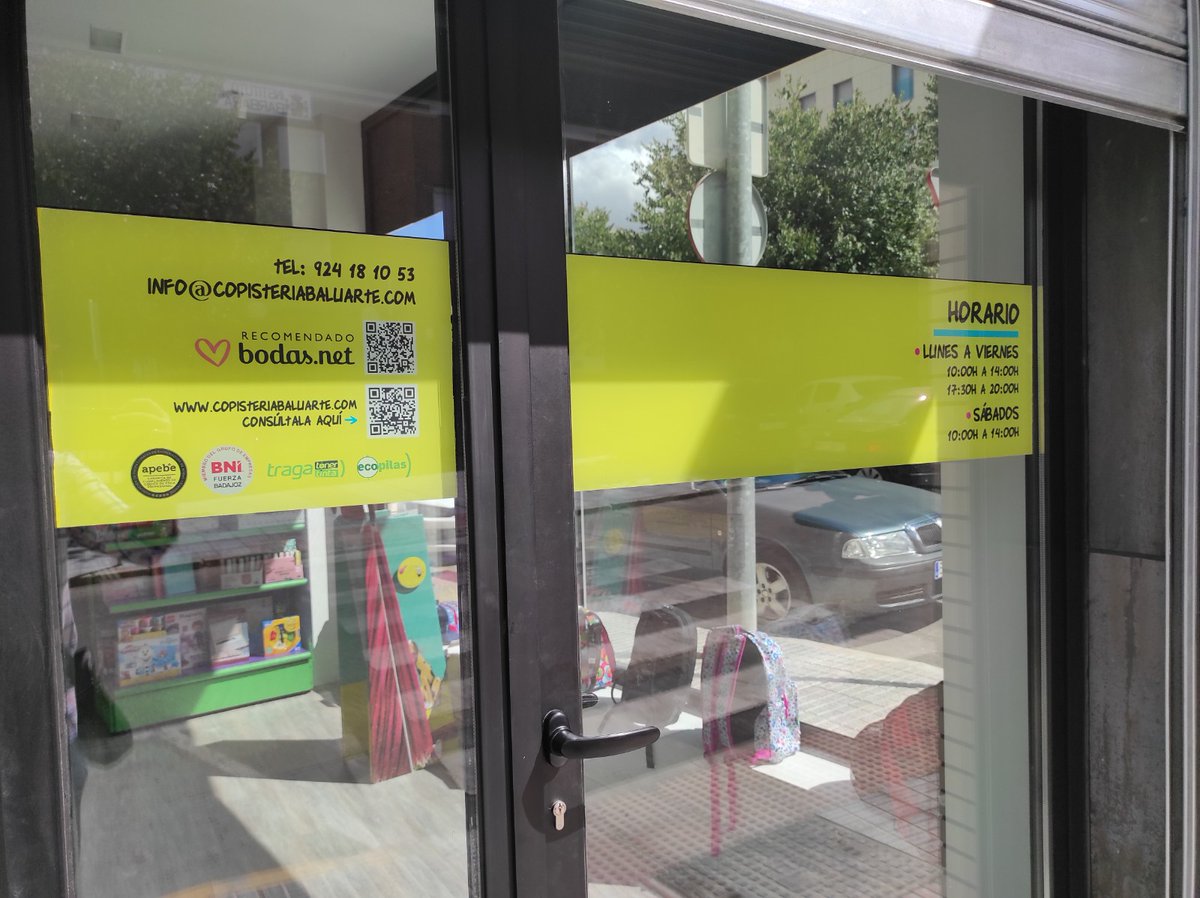 CopisteBaluarte's tweet image. Empieza el cole, y empieza una nueva etapa para #Baluarte.💪
Nuevas instalaciones, nuevos horizontes y mucha mucha ilusión. 👏
Nos hemos trasladado justo frente al IES Bárbara de Braganza (Medalla de Extremadura 2021)😉
Os esperamos