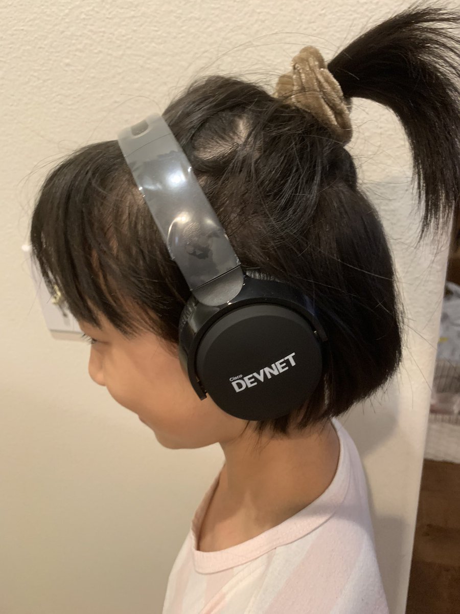 ericchou's tweet image. Thank you 🙏 @jlkratky @CiscoDevNet for this wonderful Friday surprise! See you all at #DevNetCreate2021! 😊 #python #network #AUTOMATION