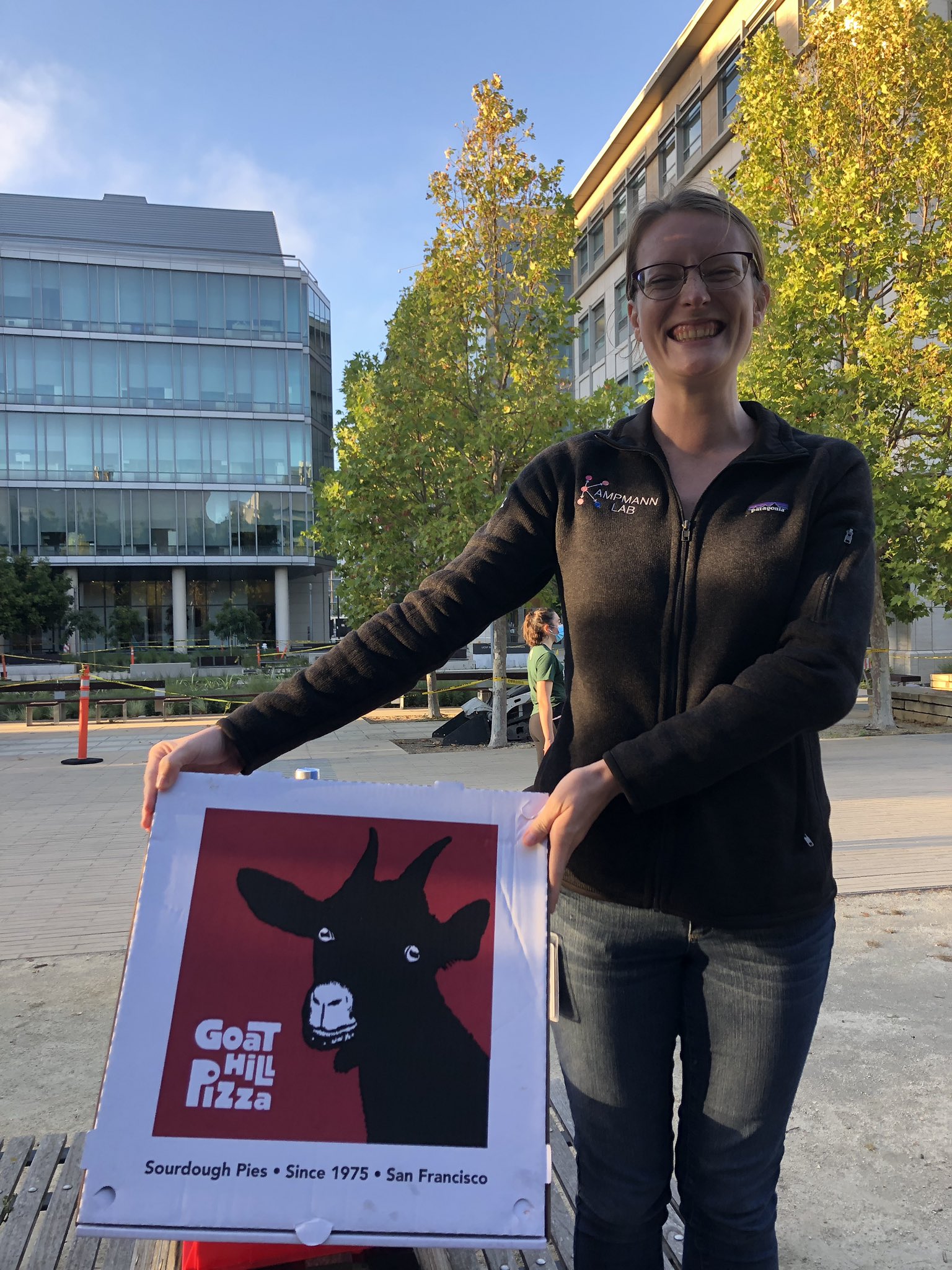 Kampmann Lab on Twitter "Pizza box magic trick. to the lab