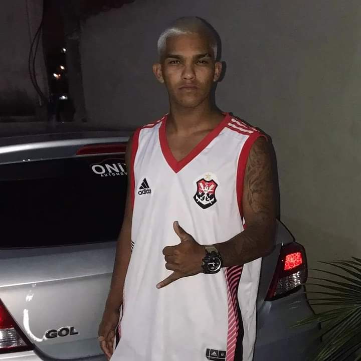 Pedrinho_da_10's tweet photo. Nevoou morenoou❄️💎🖤 https://t.co/T9B8yPbsnT